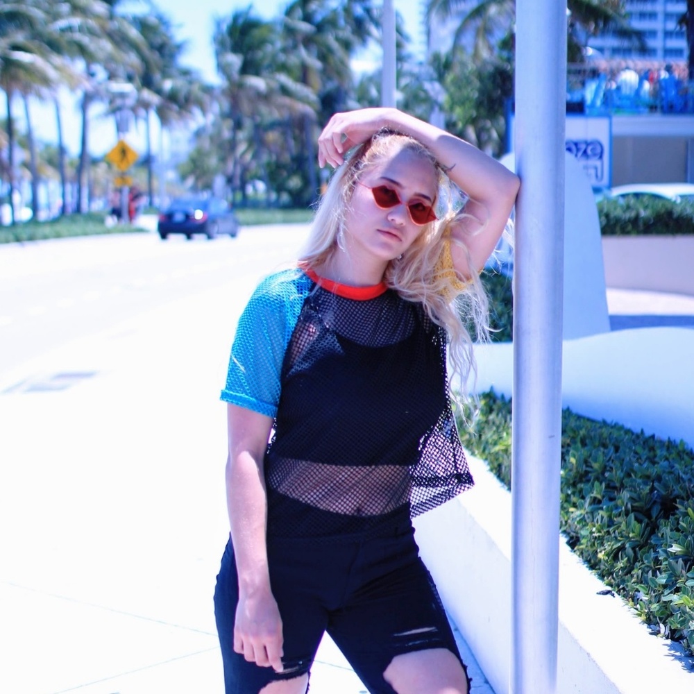 Miami Vibes Top - Picture 1 of 6